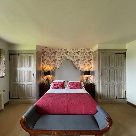 Leeds Castle Maiden'S Tower Bed & Breakfast Maidstone Exterior photo